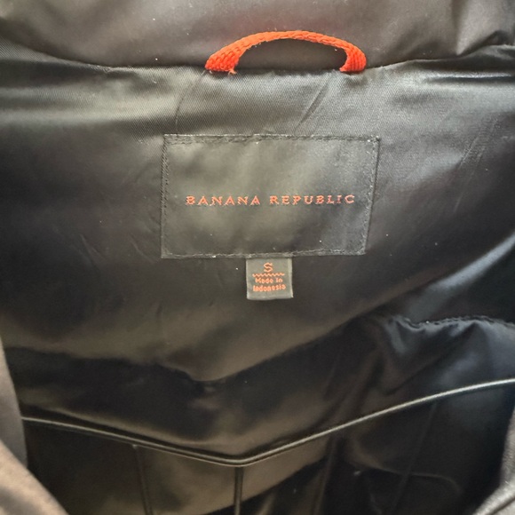 Banana Republic Black Parka Jacket with Faux Fur Hood. - Picture 5 of 11